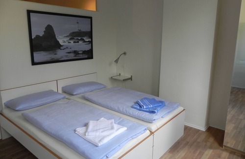 Altona-Altstadt Apartment | Modern 4.5-bedroom apartment for up to 10 people, Wi-Fi included
