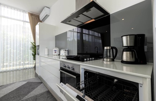 Khao Tao Villa | Modern 4 Bedroom Pool Villa PMK-A2