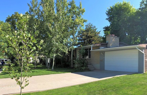Millcreek House | Modern 7-Bedroom Home with a Game Room