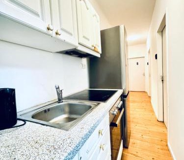 Meidling Apartment | Modern 8BR Apt with Private Garden Sleeps 17