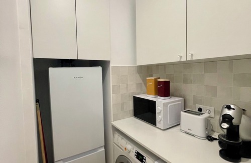 Sao Martinho do Porto Condo | Modern Apartment in São Martinho: 5 Min from the Beach, Pool, Parking