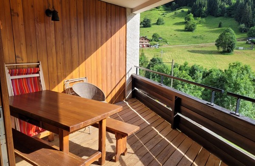 La Clusaz Apartment | MODERN AND COSY APPT SUPERB SUNNY TERRACE TRACK 190M