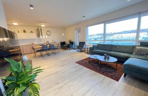 Kopavogur Apartment | Modern and spacious 3 bedroom apartment in Kópavogur