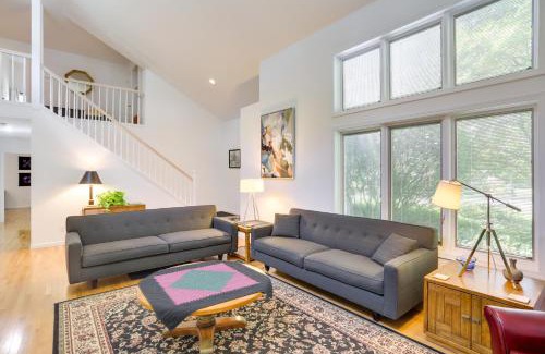 Granger House | Modern and Spacious Home - 6 Mi to Dtwn South Bend