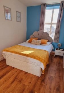 Castle Apartment | Modern and spacious Swansea centre apartment