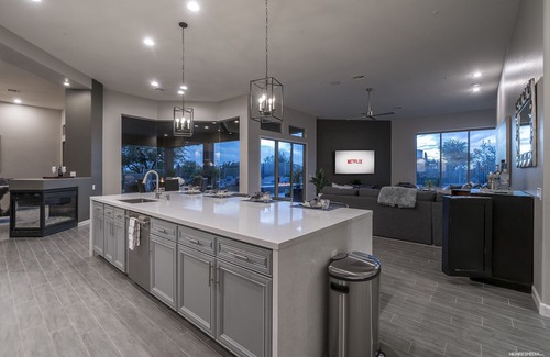 Pinnacle Foothills House | Modern and Spacious Home near Troon North - Close to Golf Courses