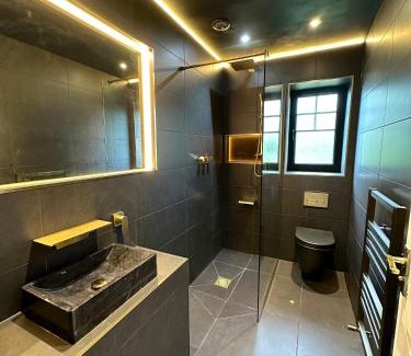 Perth House | Modern and Stylish Rural Retreat