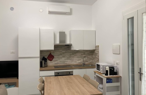 Lido delle Nazioni Apartment | Modern apartment with pool near the sea