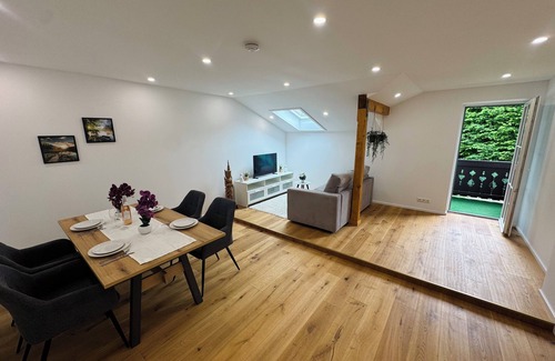 Bernau am Chiemsee Apartment | Modern apartment with balcony between Chiemsee and Kampenwand
