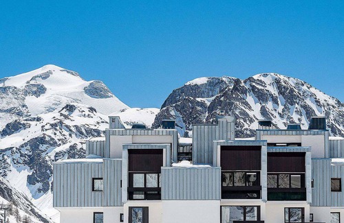 Le Lavachet Apartment | Modern Apartments in Tignes - Perfect for Families and Friends, Great View!