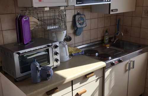 Burg auf Fehmarn Apartment | Modern apartment with balcony and private parking space on Fehmarn in Burg