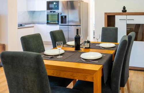 Krapinske Toplice Apartment | Modern Apartment With Balcony And Garage - Happy Rentals