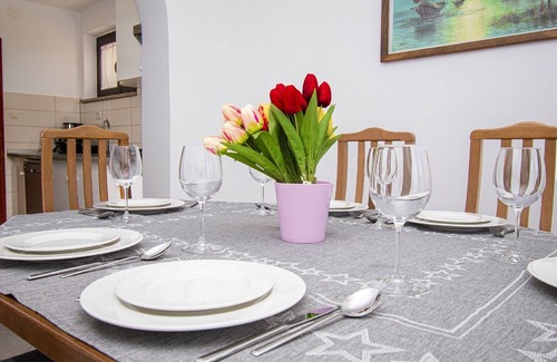Pjescana Uvala Apartment | Modern apartment near the beach in Istria
