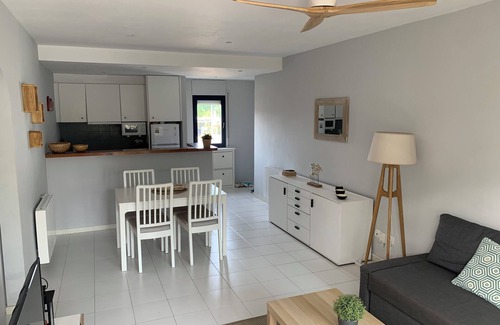 Pals Apartment | Modern apartment 100mt from the beach