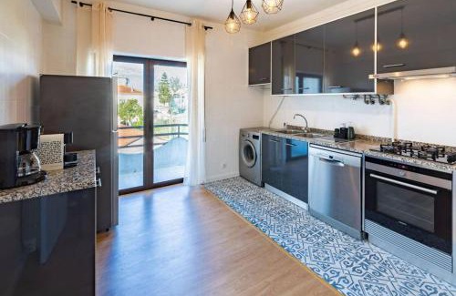 Fatima Apartment | Modern apartment 5 mins walking to the Santuary