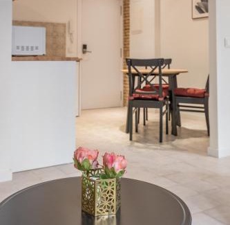 La Petxina Apartment | Modern Apartment close to City Centre
