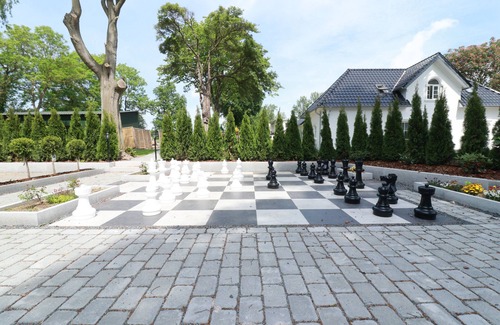 Groemitz Apartment | Modern apartment, private terrace, quiet location in the historic backyard