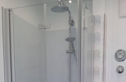 Groissenbach Apartment | Modern apartment, winter sports within walking distance, feel-good guarantee, WiFi