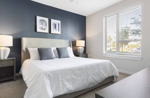 Southside Apartment | Modern Apartment in Prime Location (ID8784X30)