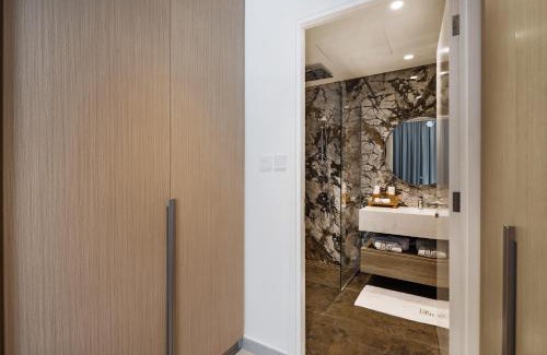 Dubai House | Modern Apartment in Dubai Creek Harbour By DuStay
