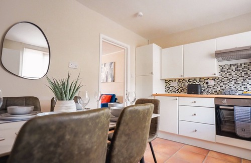 Clydebank Apartment | Modern Apartment in West Dunbartonshire