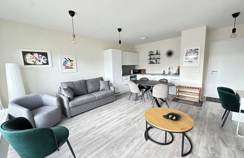 Haaleiti Apartment | Modern apartment in Lágaleiti in Reykjavik