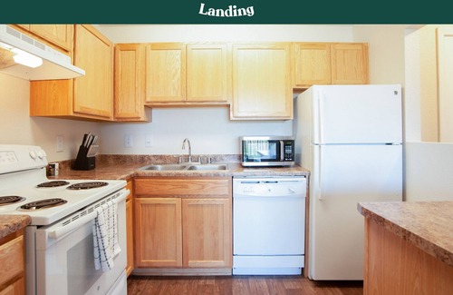 Albuquerque Apartment | Modern Apartment in Prime Location (ID7063X24)