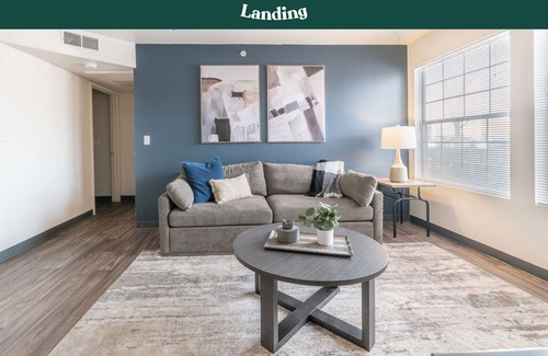Albuquerque Apartment | Modern Apartment in Prime Location (ID7250X84)