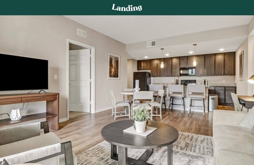 Trafalgar Apartment | Modern Apartment in Prime Location (ID8394X24)