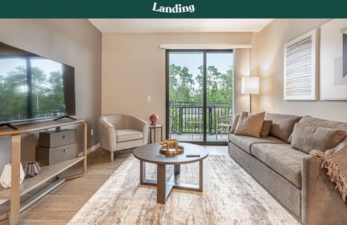 Three Oaks Apartment | Modern Apartment in Prime Location (ID6606X43)
