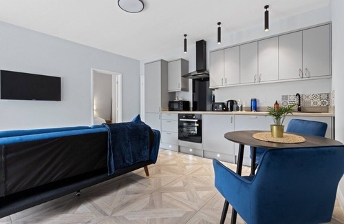 Mapperley Apartment | Modern Apartment Off-Road Parking Twin Room Flat 2