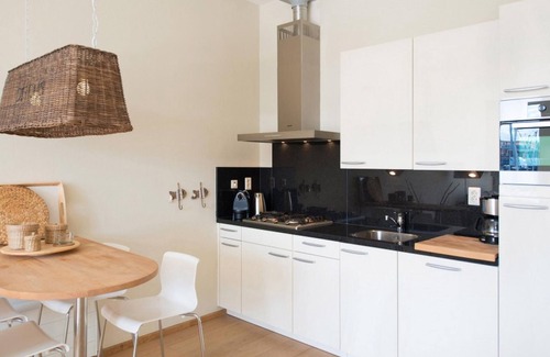 Statenkwartier Apartment | Modern Apartment Overlooking the Harbor
