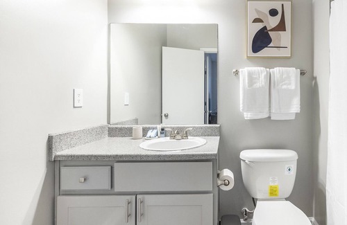 Lithia Springs Apartment | Modern Apartment in Prime Location (ID8512X74)