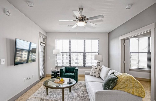 Crestline Heights Apartment | Modern Apartment in Prime Location (ID1245)