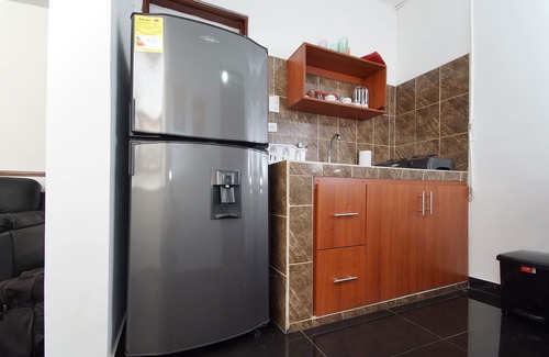 Cali Apartment | Modern apartment with A/C excellent location