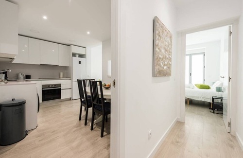 Golden Triangle of Art Apartment | MODERN APT WITH IDEAL LOCATION NEXT TO ATOCHA STATION