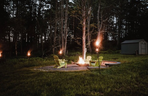 Narrowsburg Ski Chalet | Modern Artistic Lux New Chalet with pond and fire pit in Narrowsburg