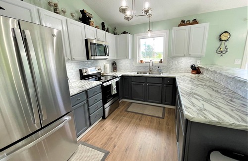 Ironwood House | Modern Attached garage Dog friendly ATV & Sled friendly