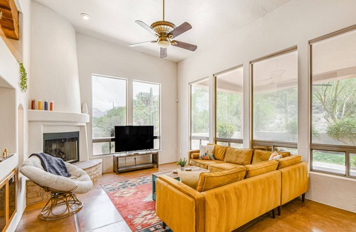 Catalina Foothills Estates House | Modern & attractive desert home with WiFi, private pool, W/D & AC - 1 dog OK