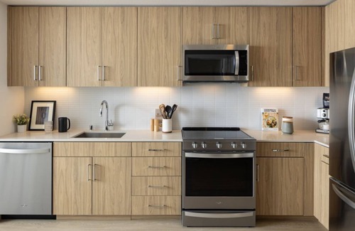 Mountain View Condo | Modern Avelle 2BR Condo – Family Friendly Retreat