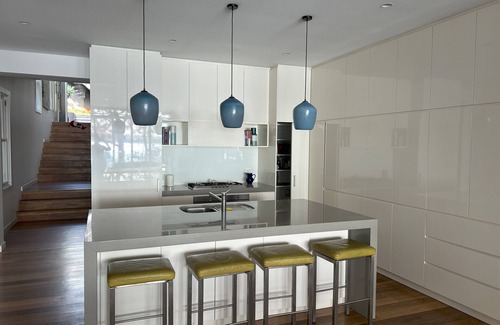 Sydney House | Modern balmain waterfront house with pool close to shops and restaurants
