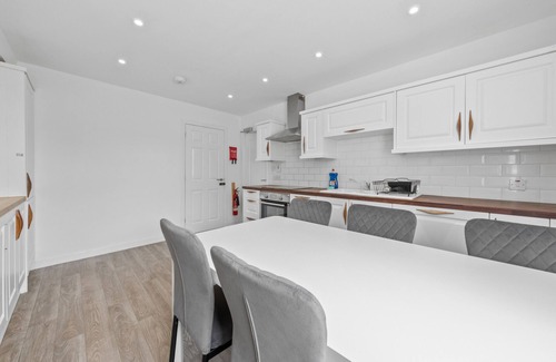 Bannockburn Bed & Breakfast | Modern Bannockburn Guest House - Room 4
