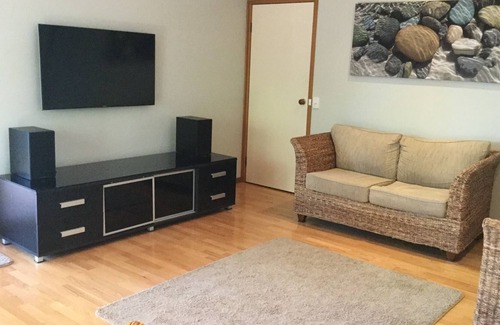 Wurtulla House | Modern Beach House - 50 metres to the water, Family & Dog Friendly, Free Wifi
