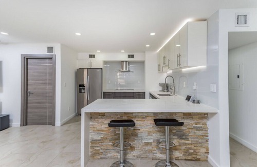 Dania Beach House | Modern Beach House in Dania Beach