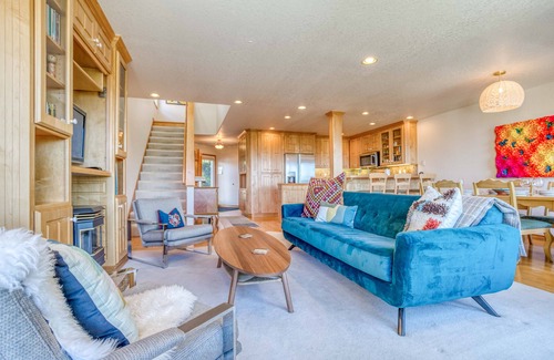 Netarts House | Modern Beauty on Private Street has Netarts Bay, Ocean Views, Putting Green!