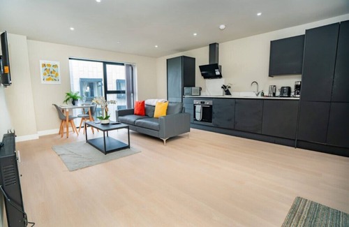Seisdon Apartment | Modern & Bright 1 Bed Apartment in Birmingham