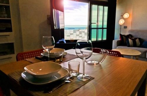 Savona Apartment | MODERN & BRIGHT flat - 2 MIN from the SEA