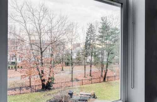 North Cambridge Apartment | Modern Cambridge 1BR w/W/D, Private access to Linear Park by Blueground