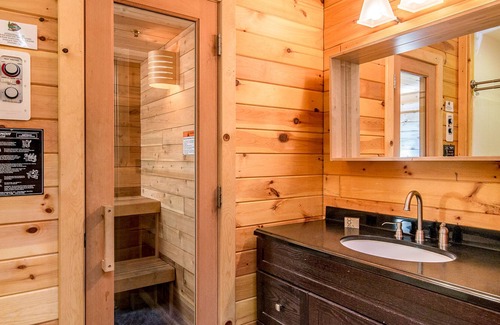 South Lake Tahoe Cabin | Modern Cedar Log Cabin w/ Hot Tub, Sauna & Pool Table