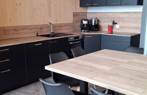 Ruynes-en-Margeride Ski Chalet | Modern chalet 4 to 6 people Ruynes en Margeride private spa